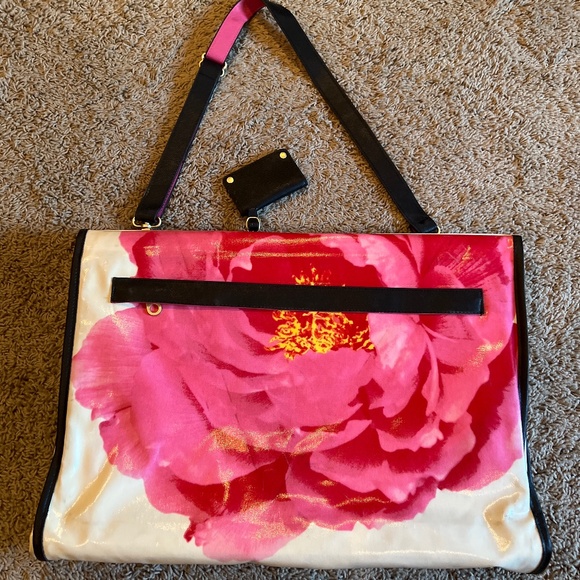 Isaac mizrahi hotsell purses target